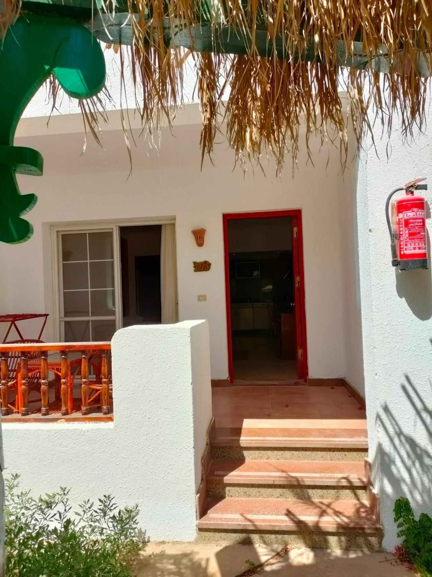 Herrmes Hostel Sharm el-Sheikh Bagian luar foto